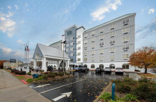 Fairgrounds Hotel | Four Points by Sheraton Louisville Airport