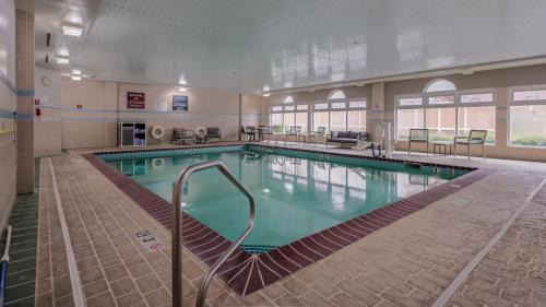 Fairgrounds Hotel | Four Points by Sheraton Louisville Airport