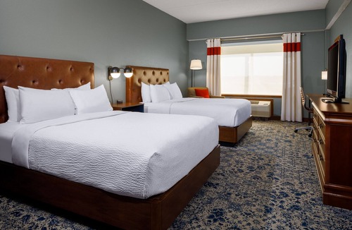 Fairgrounds Hotel | Four Points by Sheraton Louisville Airport