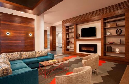 North Chesterfield Hotel | Four Points by Sheraton Richmond