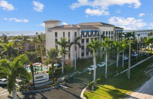 Punta Gorda Hotel | Four Points by Sheraton Punta Gorda Harborside