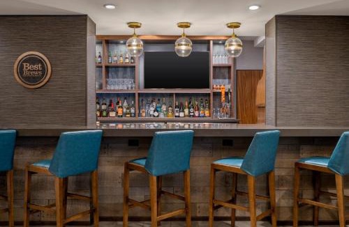 Westchester Hotel | Four Points by Sheraton Chicago Westchester/Oak Brook