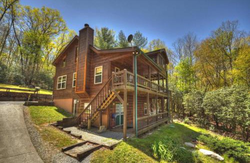 Cherry Log House | Four Ridges Lodge