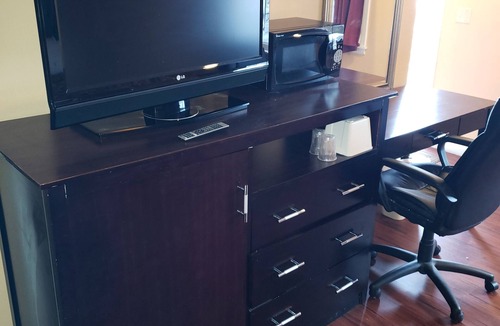 Castleton-on-Hudson Hotel | Four Season Motel