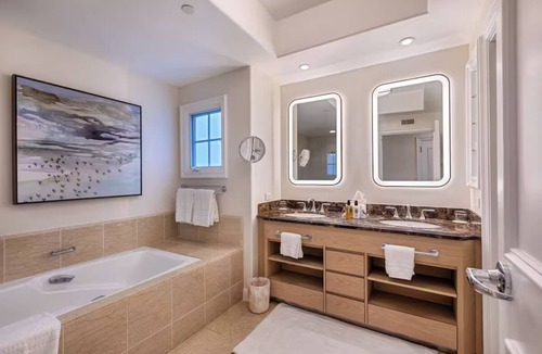 Aviara Hotel | Four Season Resort & Spa! Minutes to beach, Lego Land, pet friendly