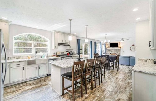 Thompsonville House | Four-season retreat with fireplace, firepit, grill, WiFi & central AC