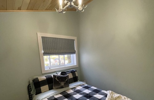 Georgian Bay Cottage | Four Season Water Front Family Friendly Cottage