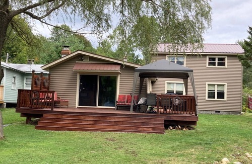 Forestport House | FOUR SEASON WATERFRONT LAKE HOUSE ON OTTER LAKE