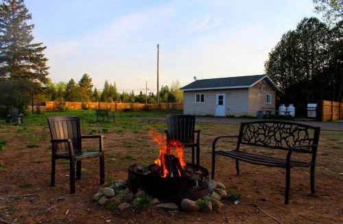 Madawaska Cabin | Four Seasons Algonquin Cabins
