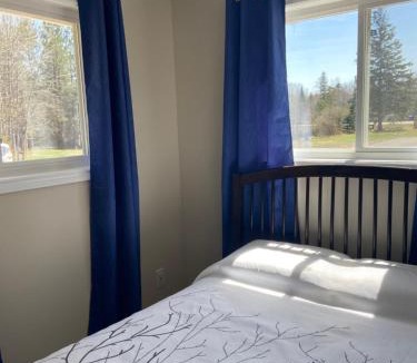 Madawaska Cabin | Four Seasons Algonquin Cabins