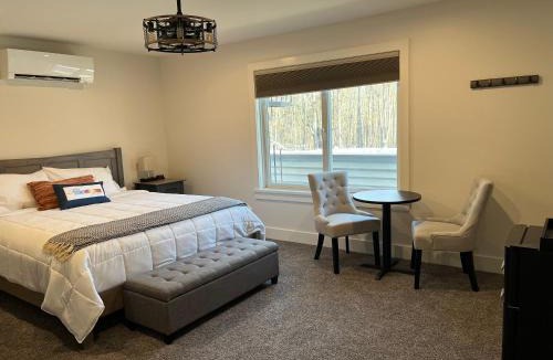 Lakeville Bed & Breakfast | Four Seasons For Fun Bed & Breakfast