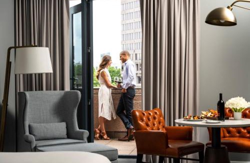 Midtown Hotel | Four Seasons Hotel Atlanta