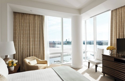 Harbor East Hotel | Four Seasons Hotel Baltimore