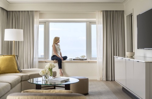 Near North Side Hotel | Four Seasons Hotel Chicago