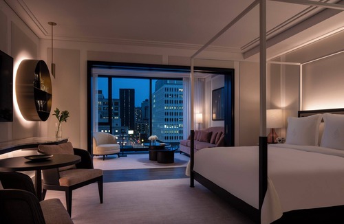 Downtown Montreal Hotel | Four Seasons Hotel Montreal