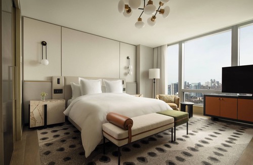 Yorkville Hotel | Four Seasons Hotel Toronto