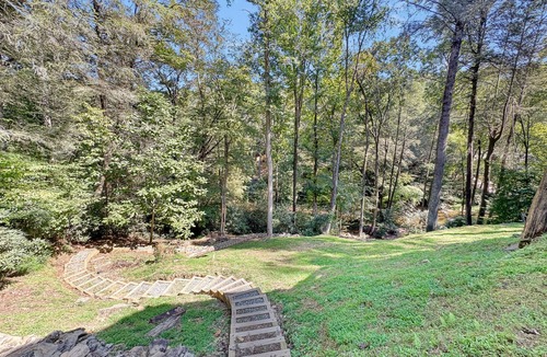 Cashes Valley Cabin | Four Seasons Mountain Escape - Riverfront | Pet Friendly | Hot Tub