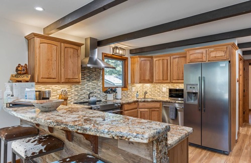 Carnelian Bay House | Four Summits- Hot Tub- Pool Table- Close to Lake