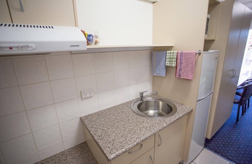 Parkside Hotel | Fourth Avenue Motor Inn