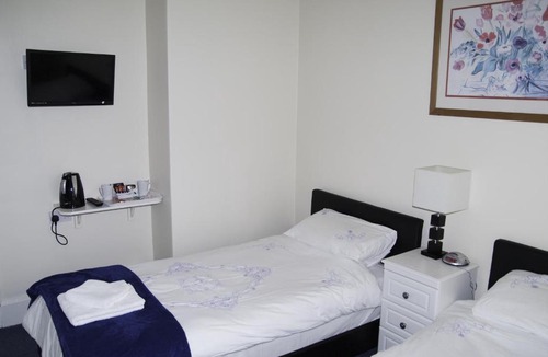 Sowerby House | Fourways Guest House