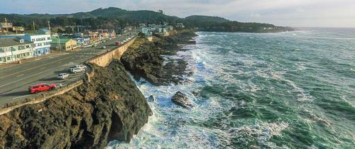 Depoe Bay Hotel | FourWinds INN