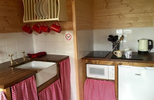 March Bed & Breakfast | Fourwinds Leisure