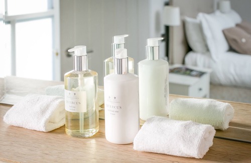 Village Hotel | Fox and Grapes