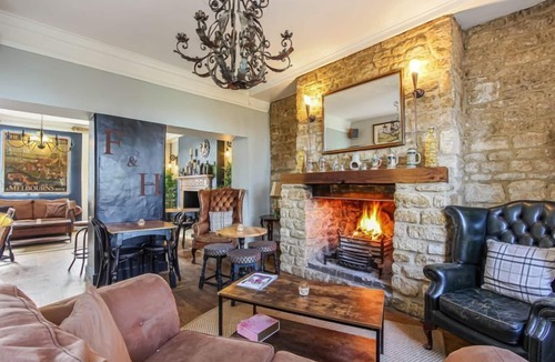 Exton House | Fox and Hounds