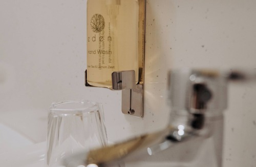 Banc-y-felin Bed & Breakfast | Fox and Hounds Inn