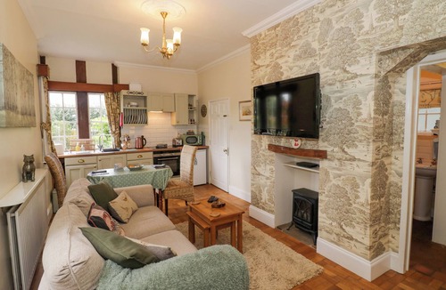 Droitwich Cottage | Fox Cottage