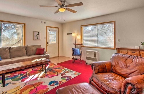 Klamath Falls Cottage | 'Fox Cottage' - Quiet Escape w/ Private Deck!