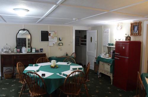 Chittenden Hotel | Fox Creek Inn
