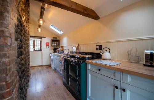 Aldborough Cottage | Fox (Deer's Glade Cottages)