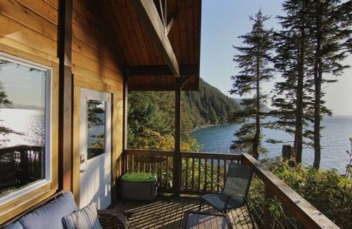 Seward Cabin | Fox Den Cabin at Granite Point