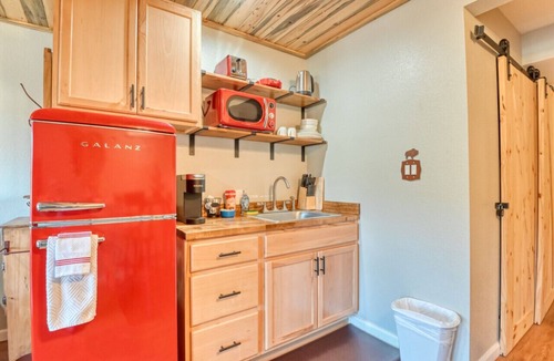 Green Mountain Falls Apartment | Fox Den Cozy Mountain Apt In GMF