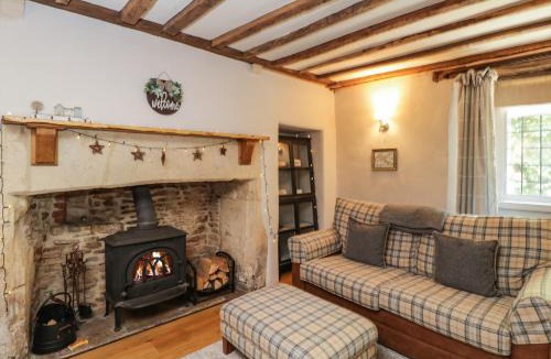 Castle Combe House | Fox Den Cottage