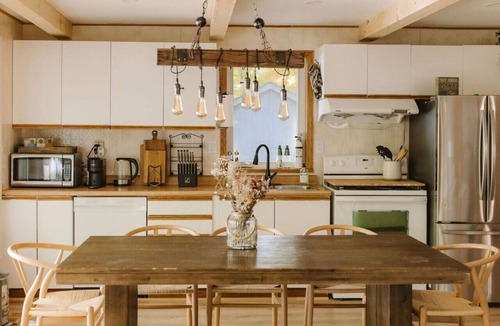 Novar Cabin | Fox Den|Sauna|BBQ|LakeAccess|PrivateBeach|Firepit