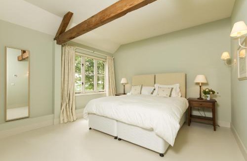 Child Okeford House | Fox Ditch