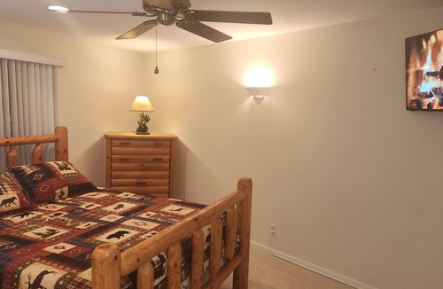 Angola Cabin | Fox Lakeview Lodge