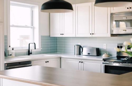 Gilbert Mills House | Fox Lane - Prince Edward County Farmhouse ST-2025-0098