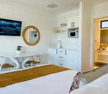 Kilmore Hotel | Fox on the Run - Motel Kilmore