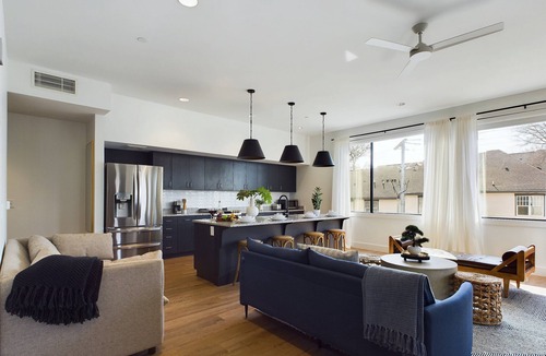 Historic Waverly House | Fox On The Run-Private Balcony-12 South