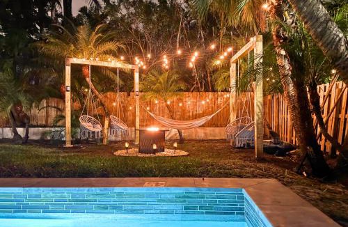 Croissant Park Villa | Fox Private Resort-Heated Pool, Spa-Downtown&Beach