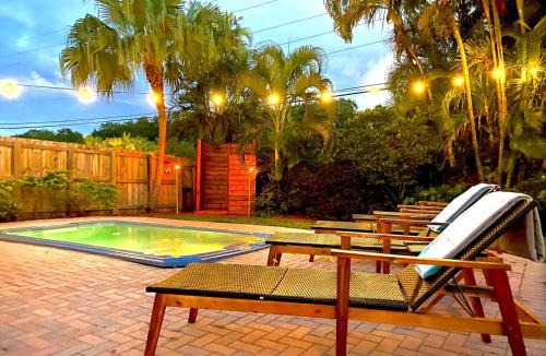 Croissant Park Villa | Fox Private Resort-Heated Pool, Spa-Downtown&Beach