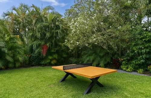 Croissant Park Villa | Fox Private Resort-Heated Pool, Spa-Downtown&Beach