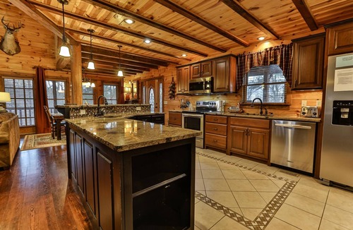 Ellijay Cabin | Fox Run Ridge | Ellijay, GA