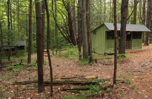 Etna House | Fox's Den Camping Pod at Camp Earth Connection