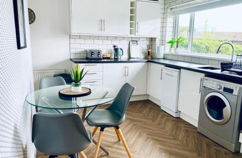 Rastrick House | Foxcroft