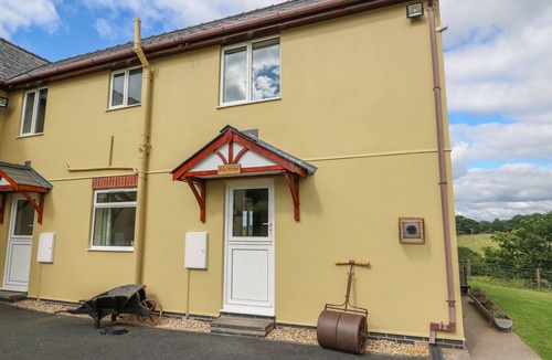 Disserth and Trecoed Cottage | Foxes Meadow