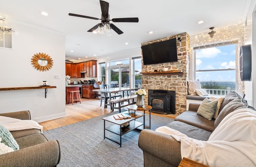 Smithsburg Other | Foxfire - Secluded Zen Retreat with Spa & Views